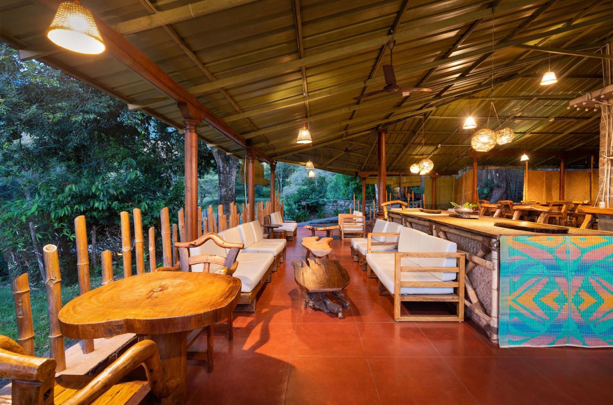 Jungle Hut Hotel Masinagudi Exterior foto